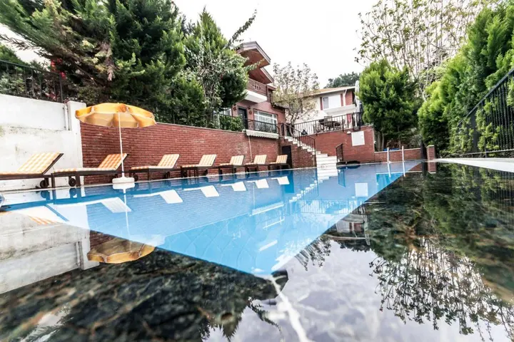 Бююкада: Buyukada Apart Hotel - Karadag Apart