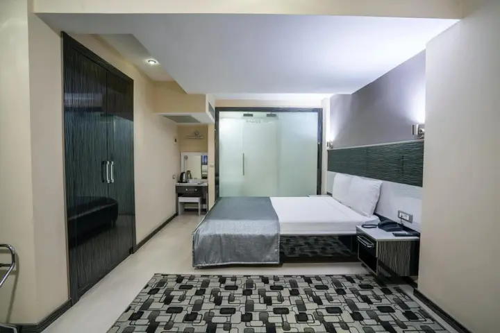 Карахаит: Halley Hotel