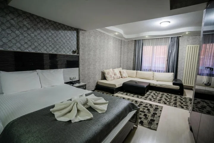 Карахаит: Halley Hotel