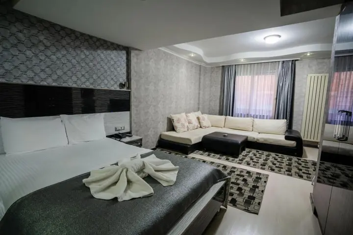 Карахаит: Halley Hotel