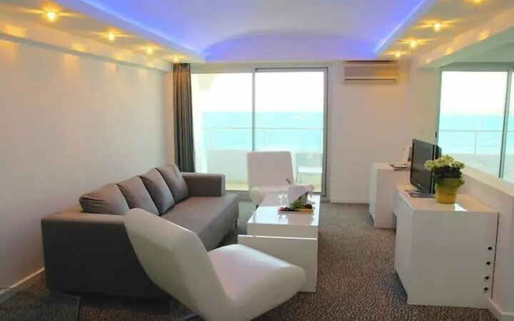Чешме: Scala Nuova İnkim Hotel Çeşme