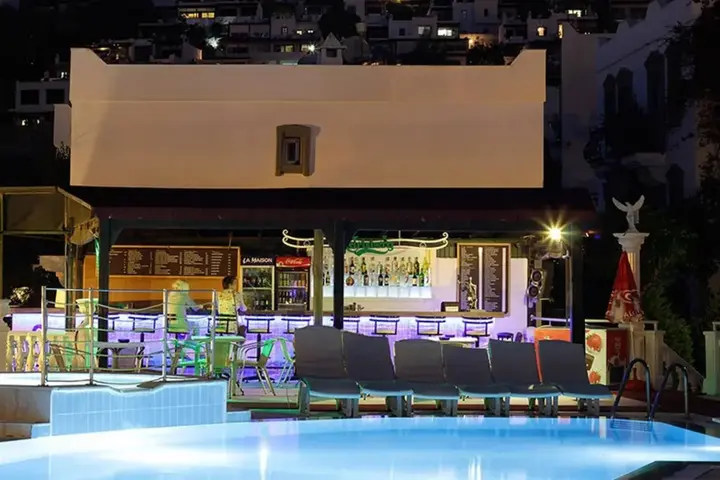 Бодрум: Maison 48 Apart Hotel