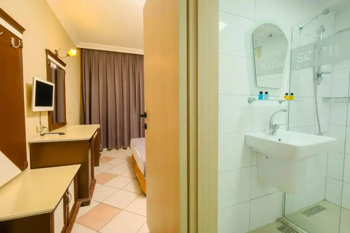 Мармарис: Selen Hotel Icmeler