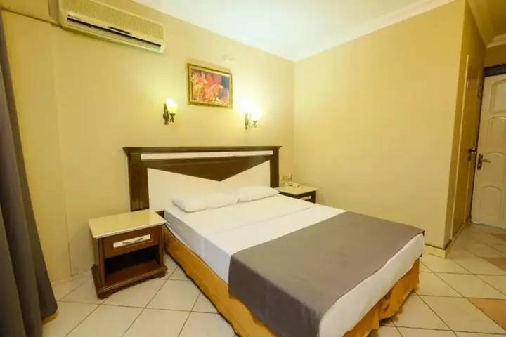 Мармарис: Selen Hotel Icmeler