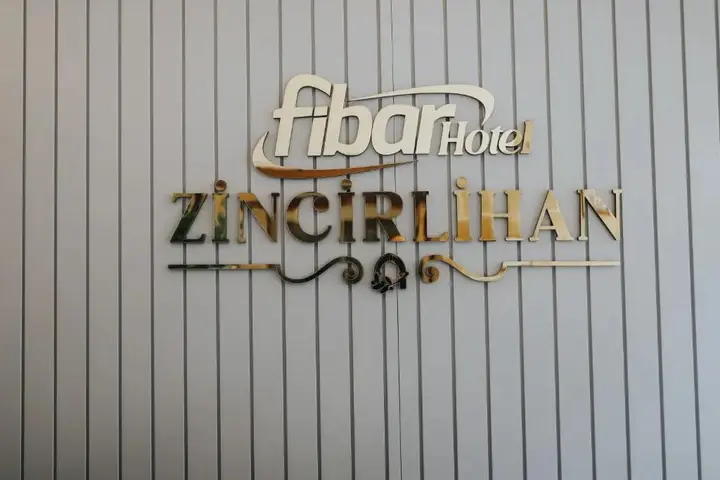 Айдын: Zi̇nci̇rli̇ Han Oteli̇