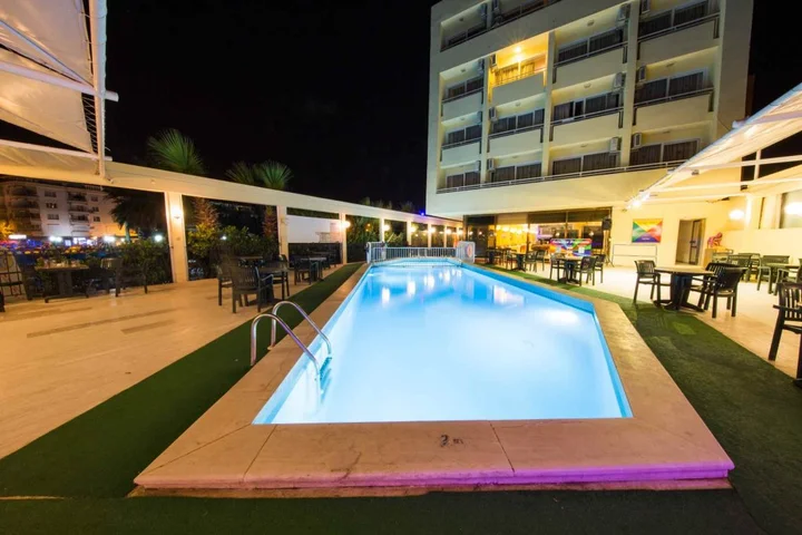 Дидим: Отель Tuntas Beach Altinkum