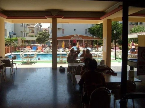 Мармарис: Salute Hotel