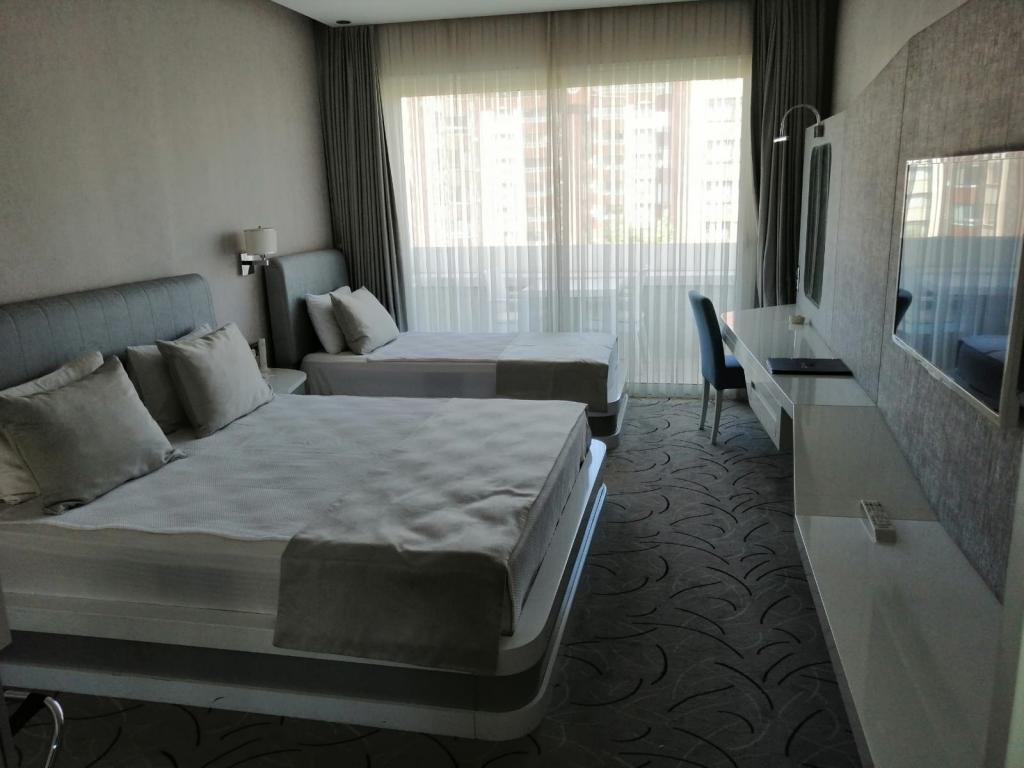White Line Boutique Hotel — фото 2