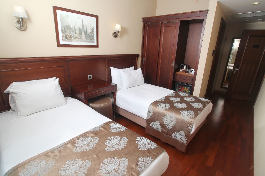 Стамбул: Crestium Taksim Prive & Spa