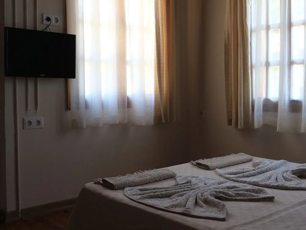 Анталья: Wood House