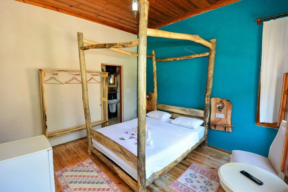 Анталья: Wood House