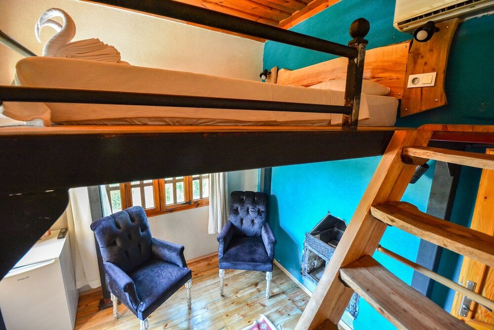 Анталья: Wood House