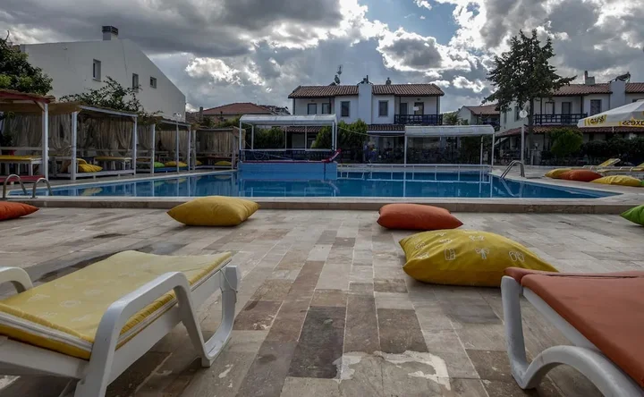 Урла: Siz İnn Otel