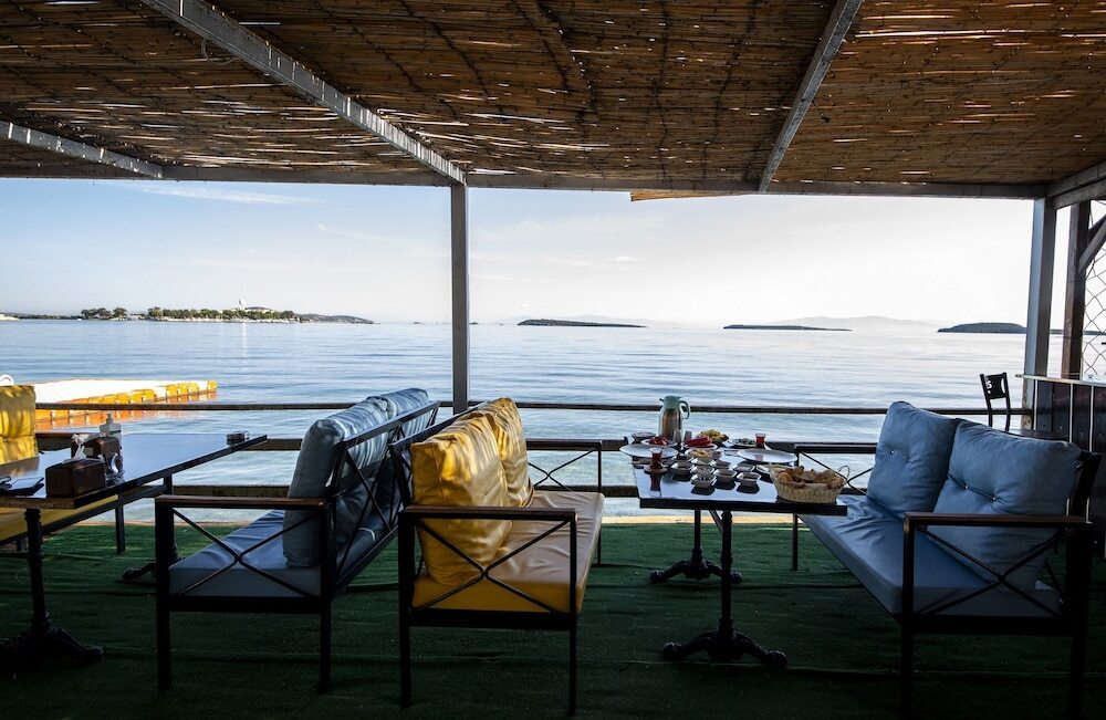 Урла: Siz İnn Otel