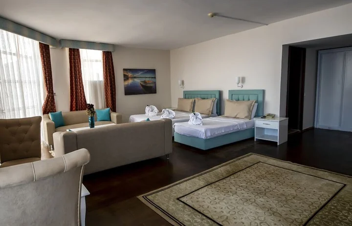Урла: Siz İnn Otel