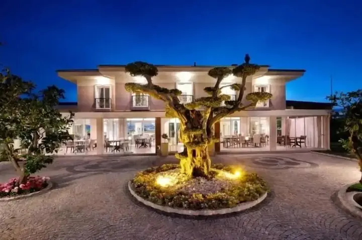 Измир: B.equine Range Hotel