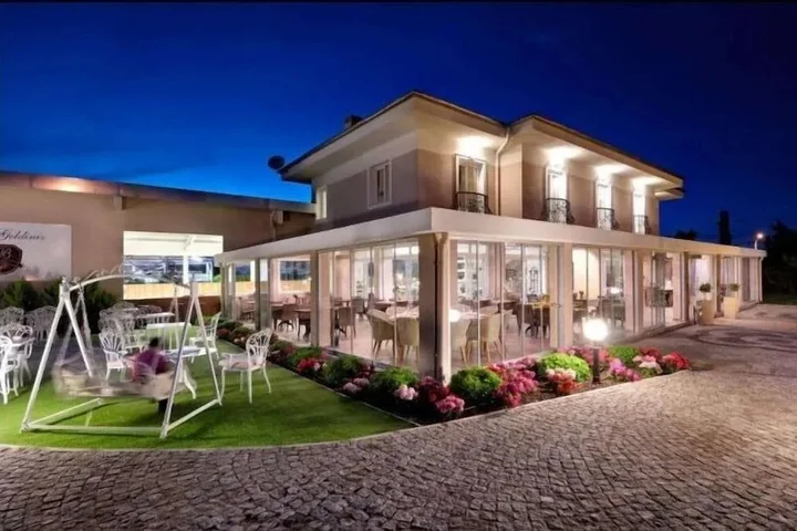 Измир: B.equine Range Hotel