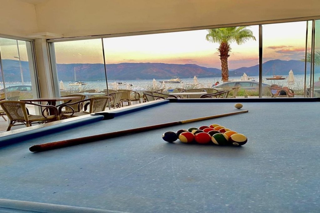 Мармарис: Caprice Beach Hotel