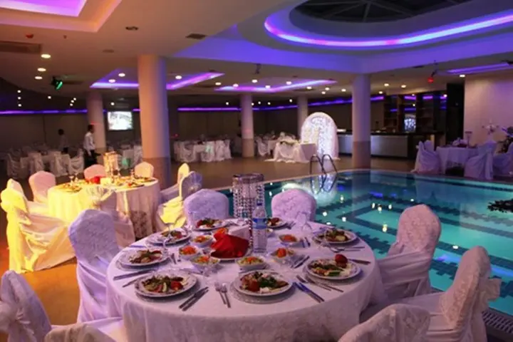 Мерсин: Yücesoy Liva Hotel Spa & Convention Center Mersin