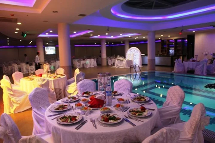 Мерсин: Yücesoy Liva Hotel Spa & Convention Center Mersin