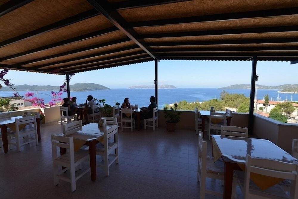 Каш: Talay Otel