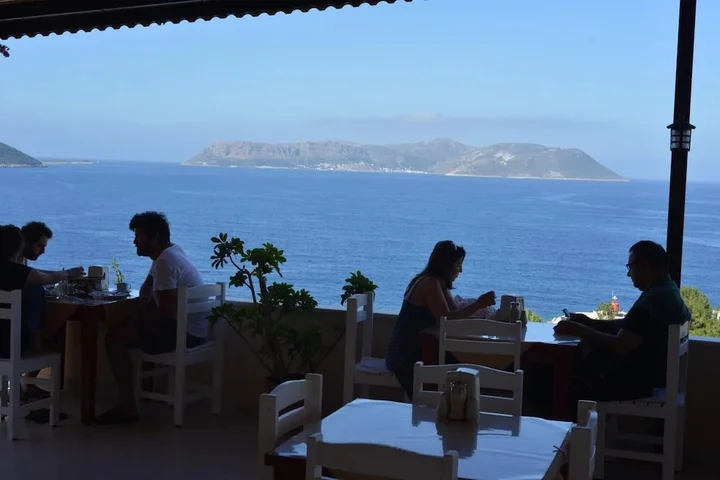 Каш: Talay Otel
