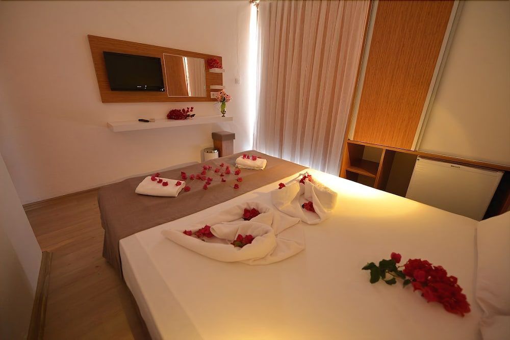 Каш: Talay Otel
