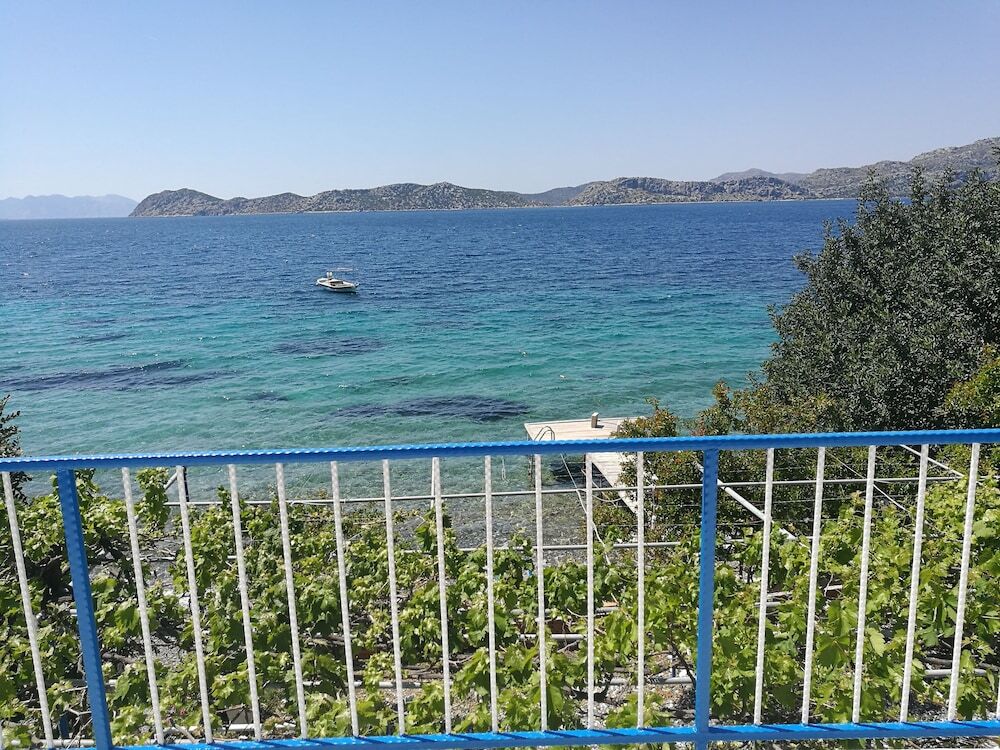 Кумлюбюк: Mavi Akvaryum Otel