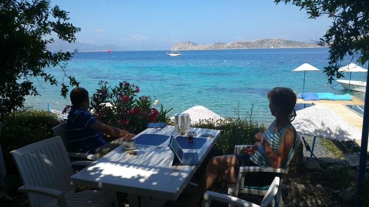Кумлюбюк: Mavi Akvaryum Otel