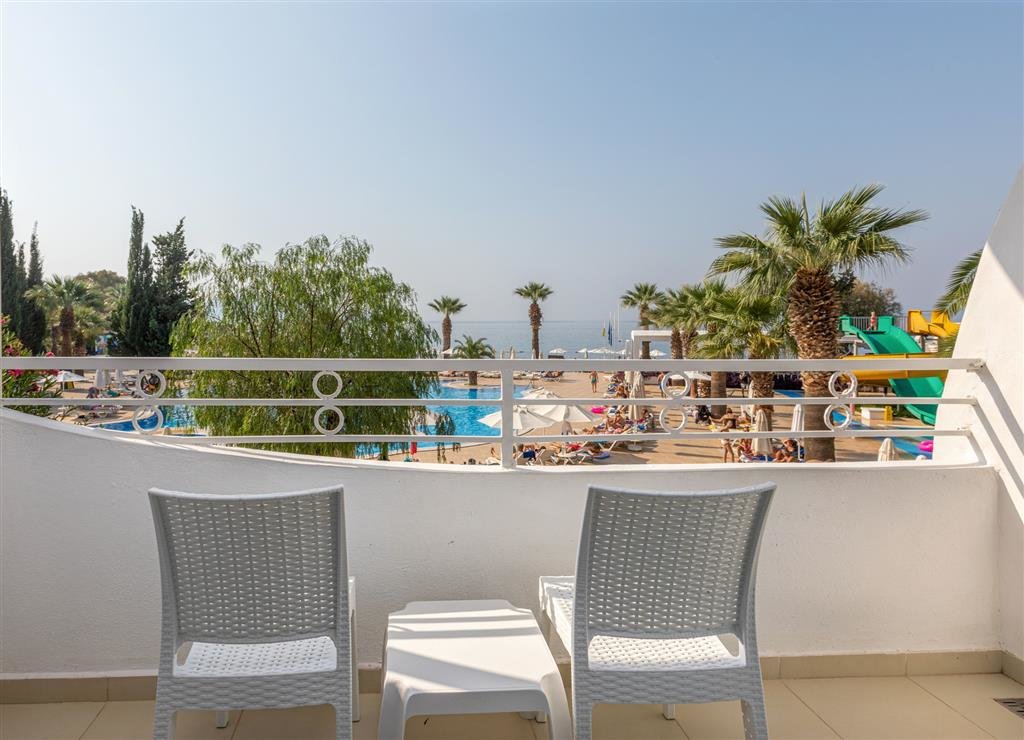Бодрум: LABRANDA TMT Bodrum