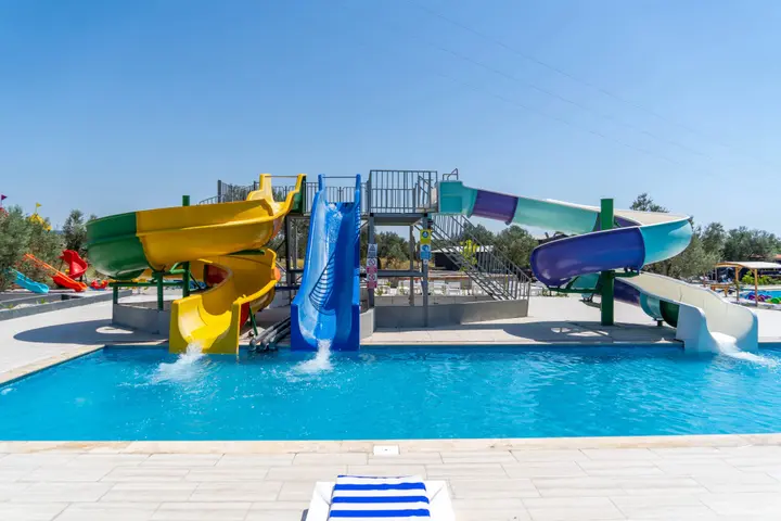 Айвалык: Simlarda Aquapark Otel