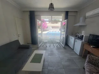 Дальян: Grandma's Garden