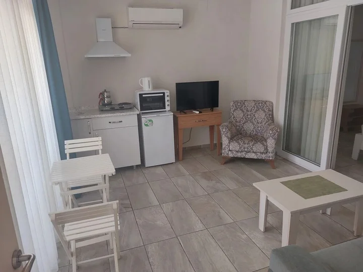 Дальян: Grandma's Garden