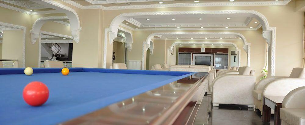 Тосия: Dogramaci Hotel