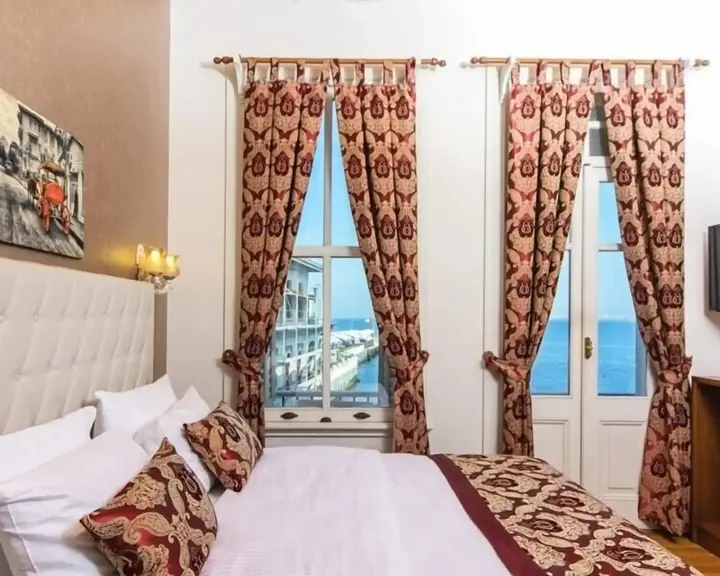 Бююкада: Mom Hotel