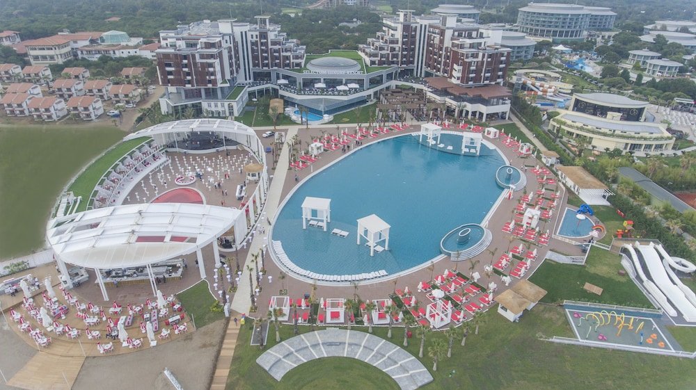 Белек: Attaleia Holiday Village