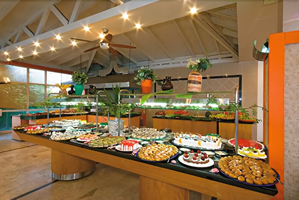 Бельдиби: Carelta Beach Hotel - All Inclusive