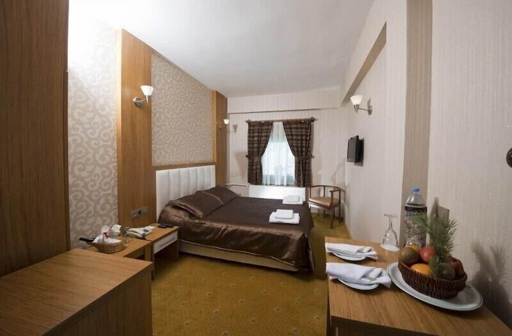 Сарыкамыш: Hotel Camkar