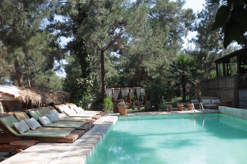 Шириндже: Kayserkaya Bungalows