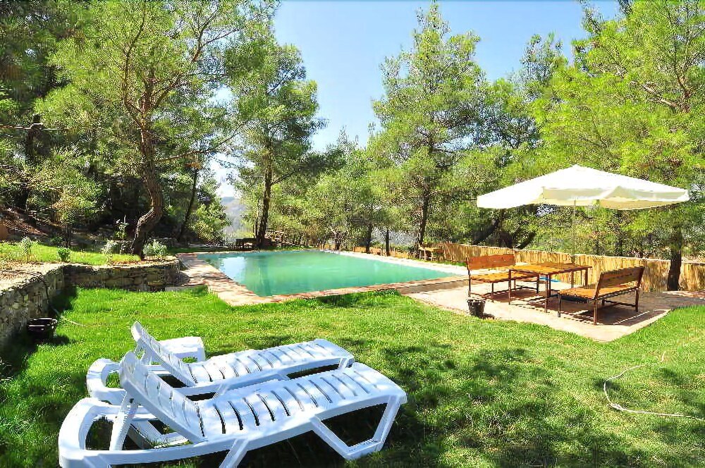 Шириндже: Kayserkaya Bungalows