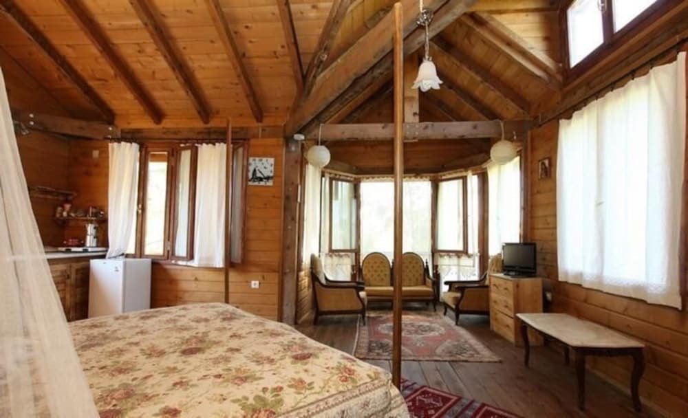 Шириндже: Kayserkaya Bungalows