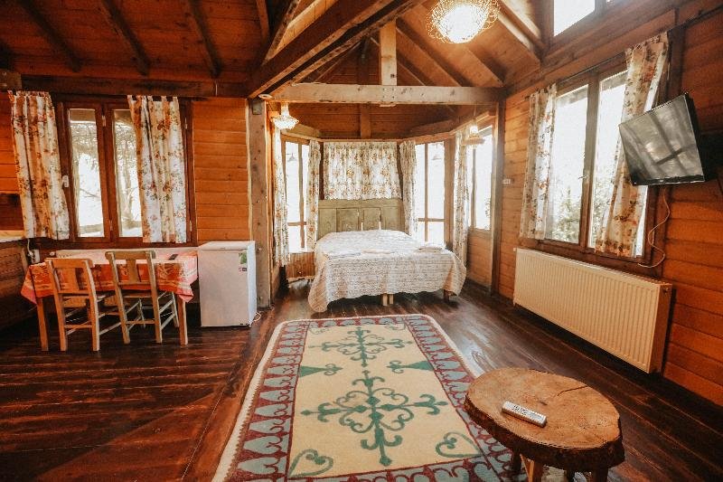 Шириндже: Kayserkaya Bungalows