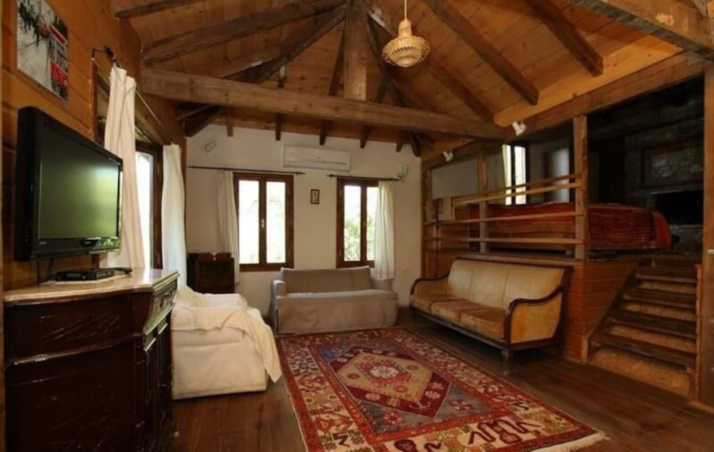 Шириндже: Kayserkaya Bungalows