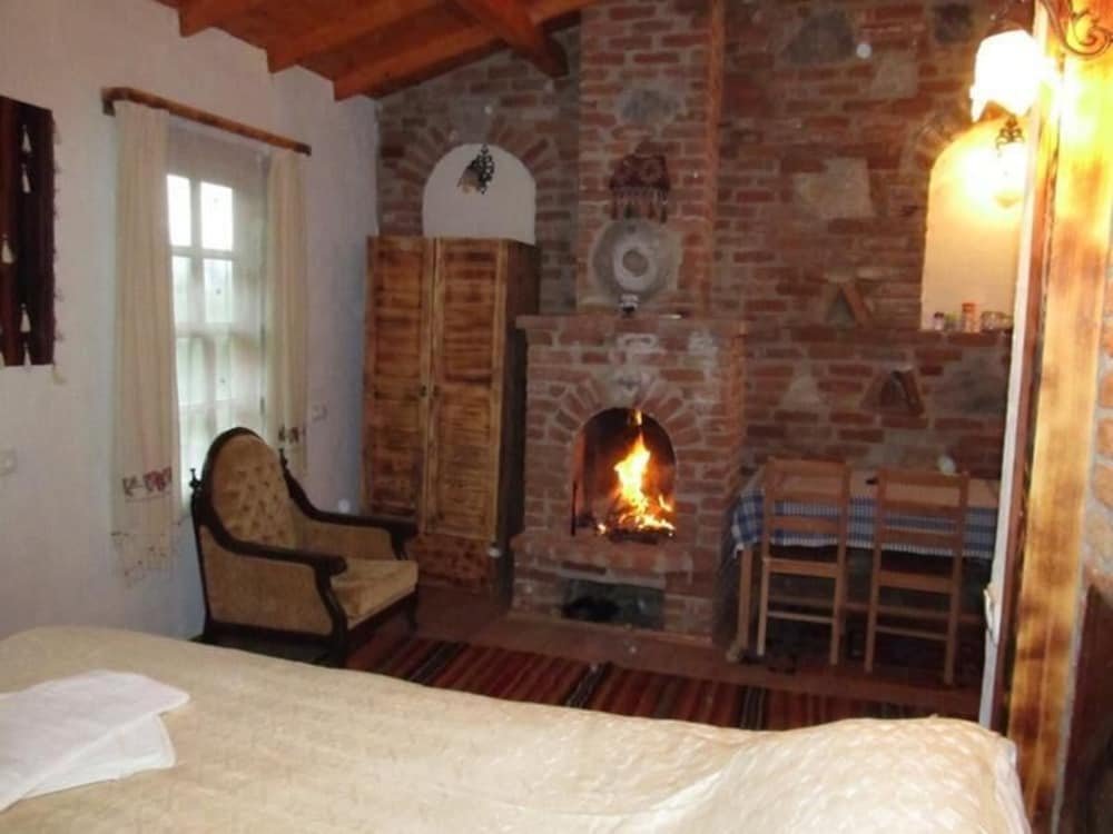 Шириндже: Kayserkaya Bungalows
