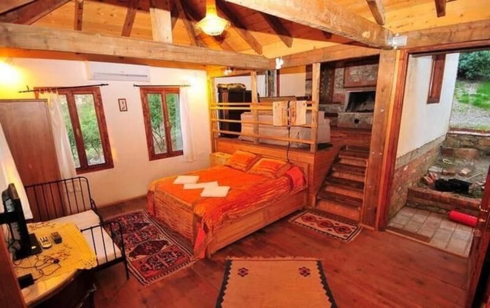 Шириндже: Kayserkaya Bungalows