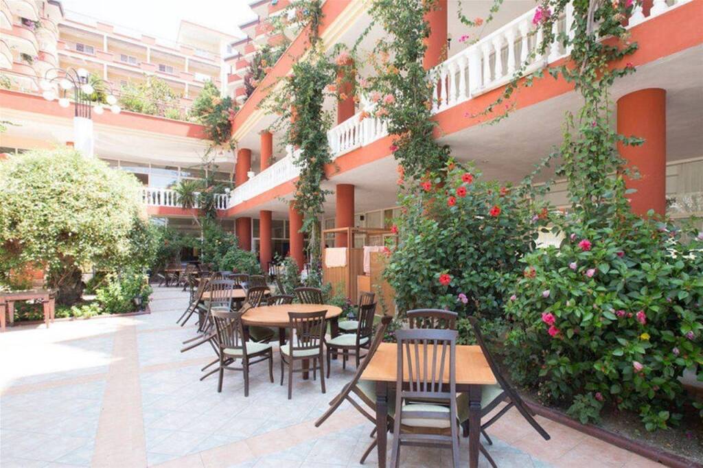 Окурджалар: Holiday Park Resort