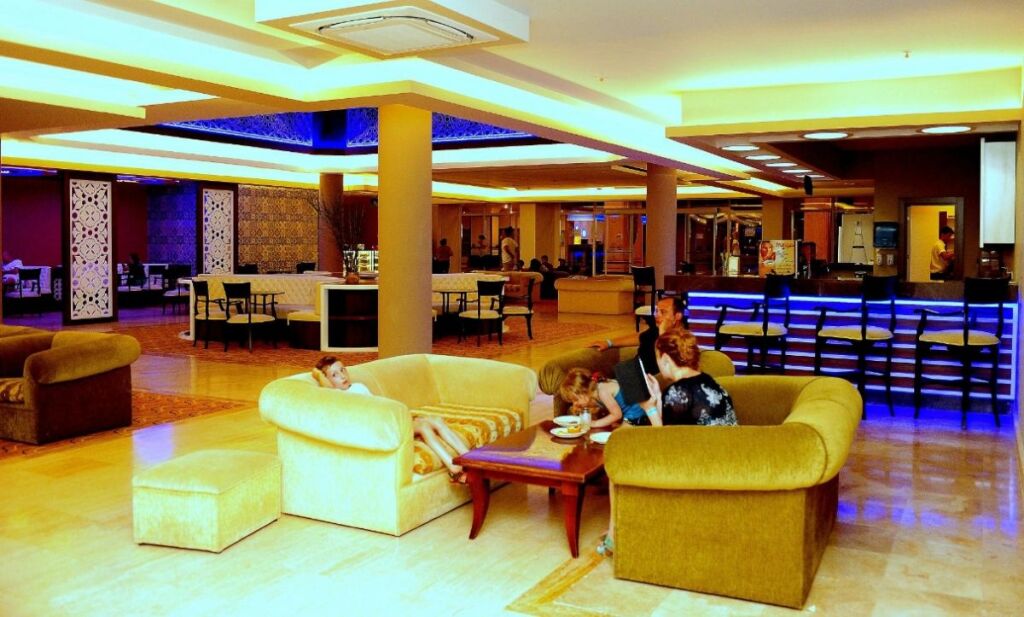 Окурджалар: Holiday Park Resort