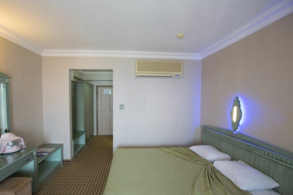 Окурджалар: Holiday Park Resort