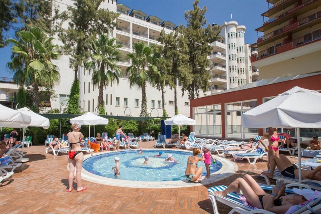 Окурджалар: Holiday Park Resort