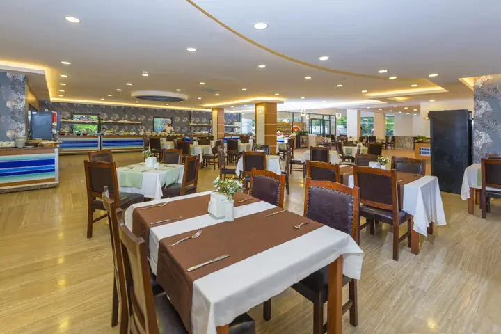 Окурджалар: Club Aqua Plaza